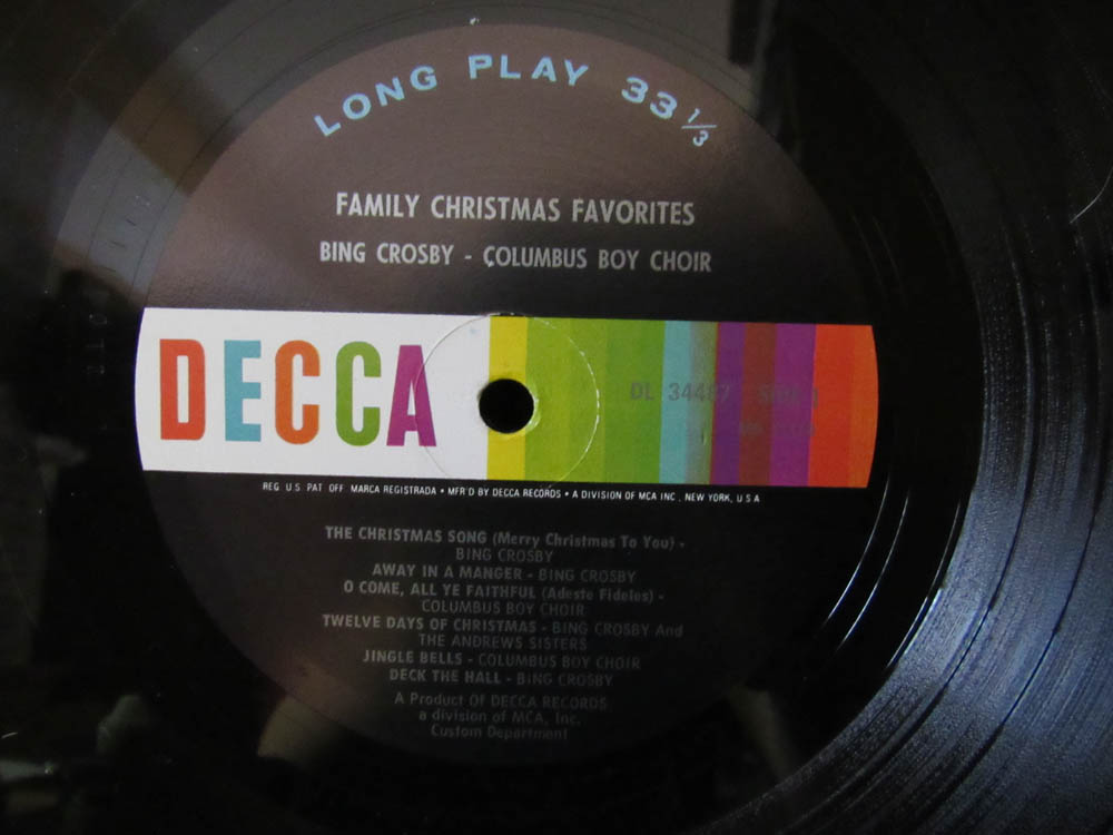 Bing Crosby And The Columbus Boychoir - Bing Crosby And The Columbus Boychoir Sing Family Christmas Favorites - Image 3