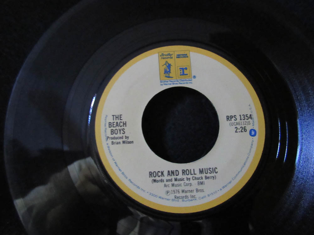 The Beach Boys - Rock And Roll Music/The T M Song