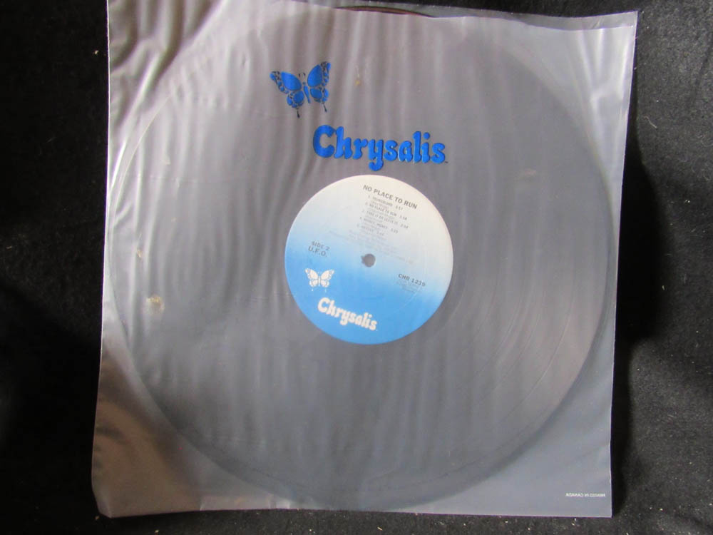 UFO - No Place To Run - Image 3