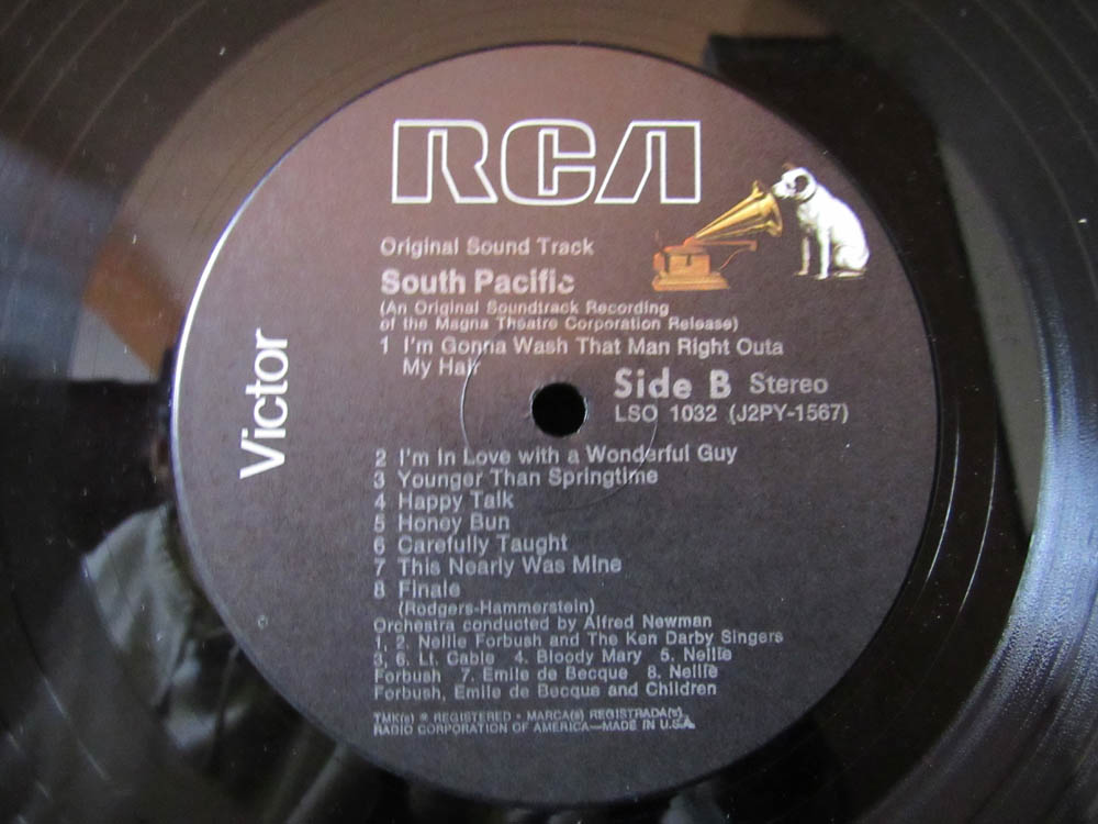 Rodgers & Hammerstein - RCA Victor Presents Rodgers & Hammerstein's South Pacific (An Original Soundtrack Recording) - Image 4